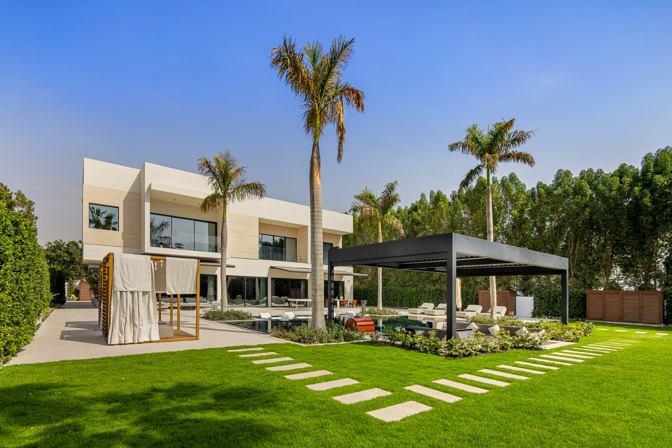 The Collection, Al Barari