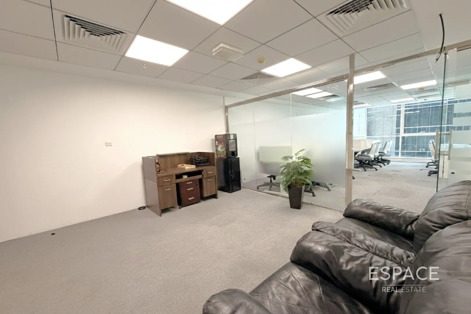 single static gallery