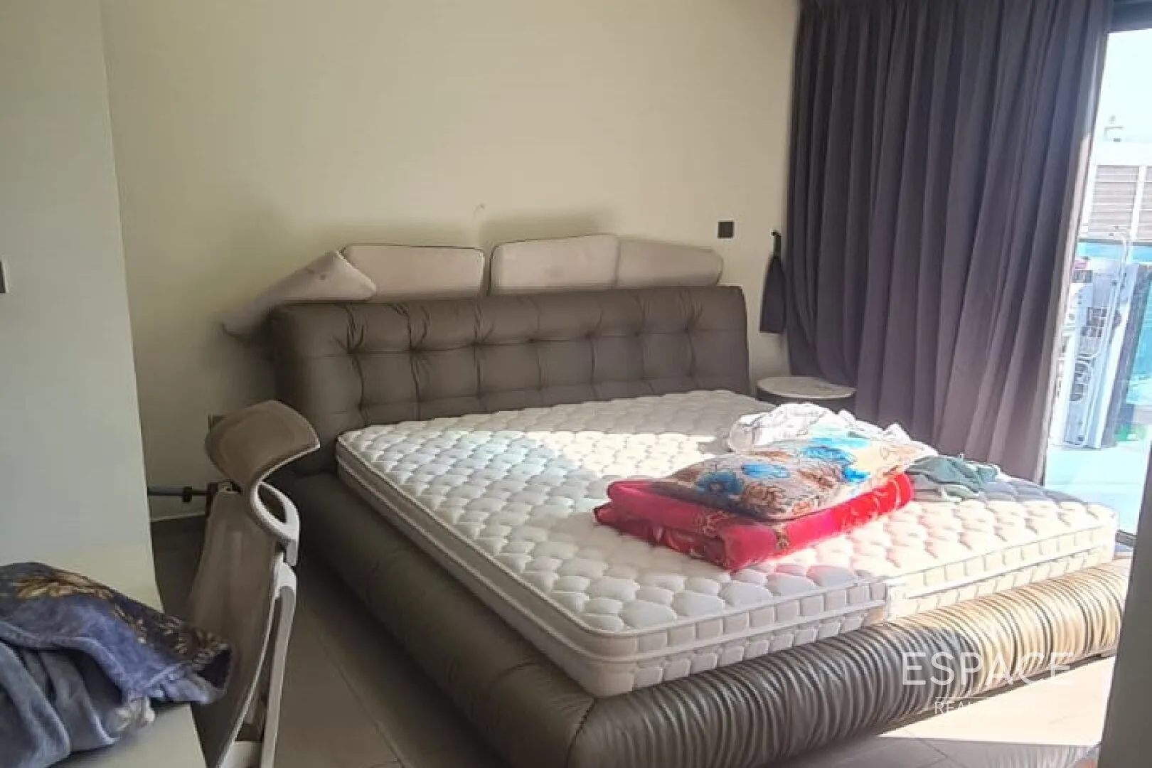 PropertiesGalleryCamera