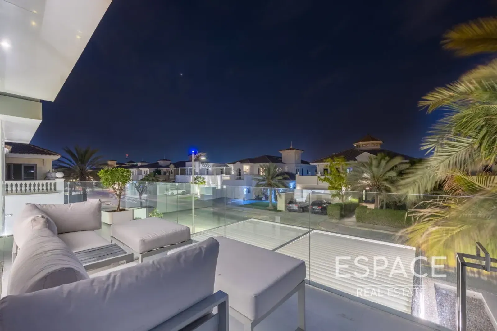 PropertiesGalleryCamera