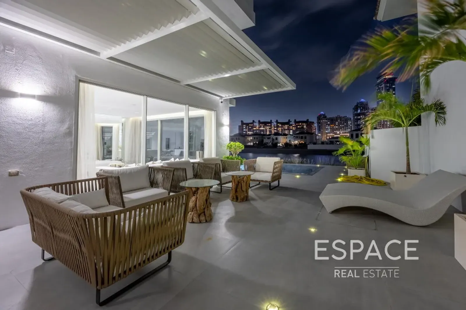 PropertiesGalleryCamera