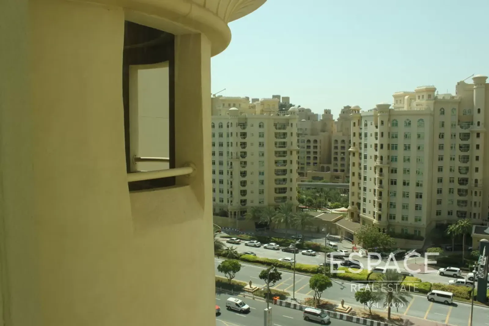 PropertiesGalleryCamera