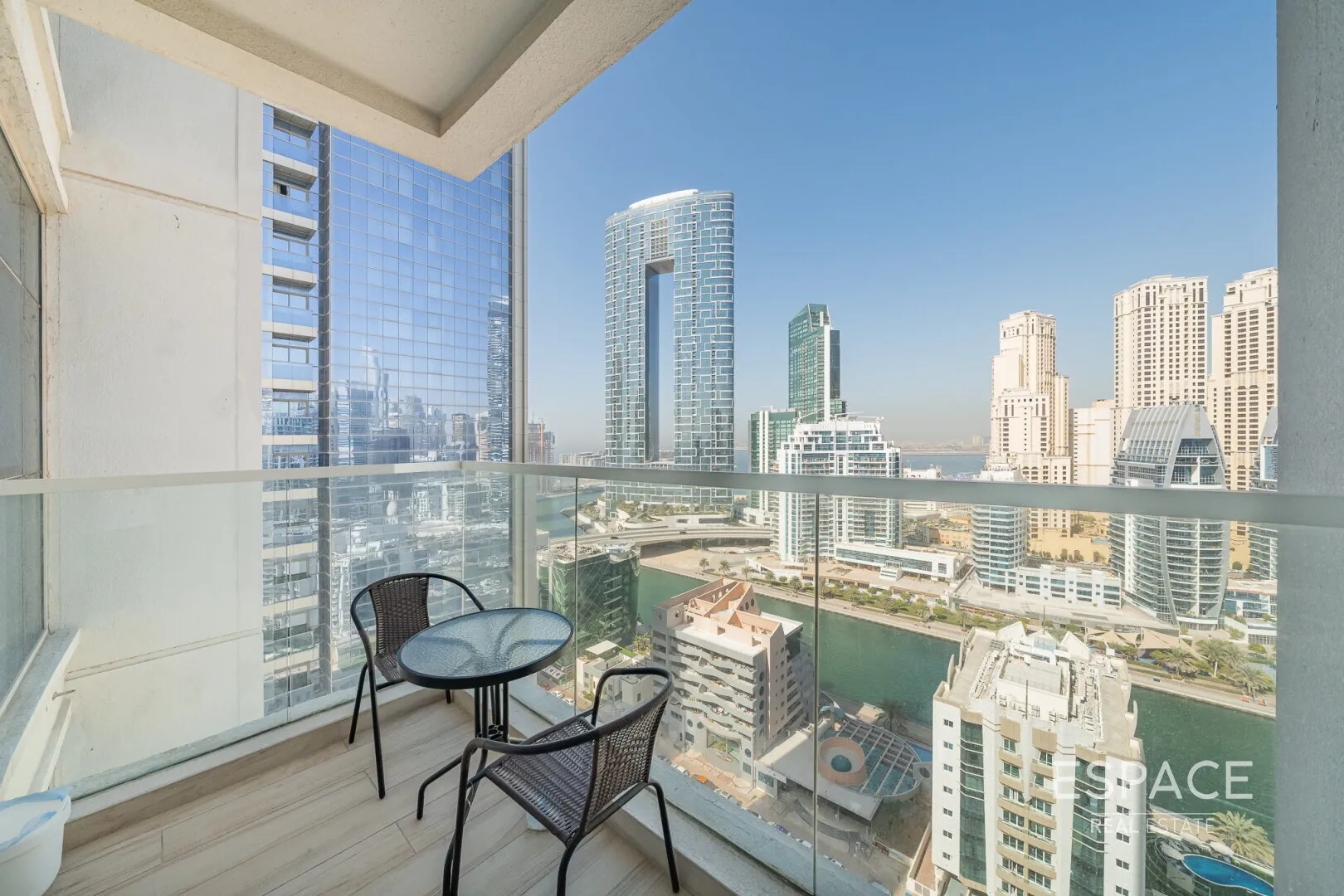 single static gallery