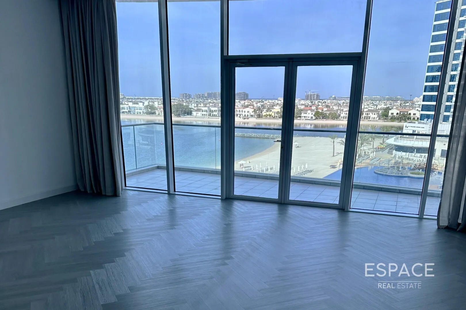 single static gallery