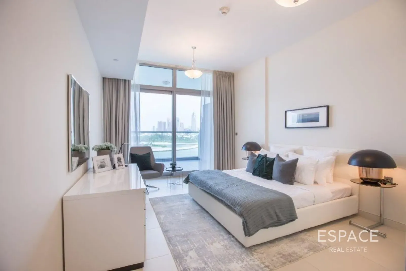 PropertiesGalleryCamera