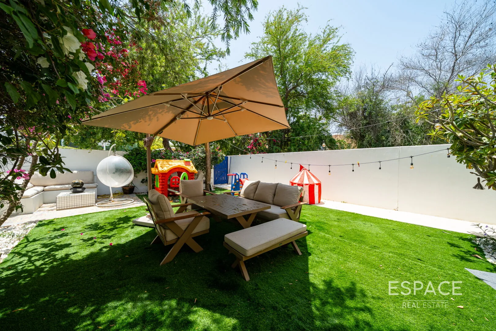 PropertiesGalleryCamera