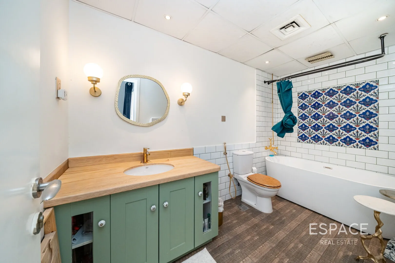 PropertiesGalleryCamera