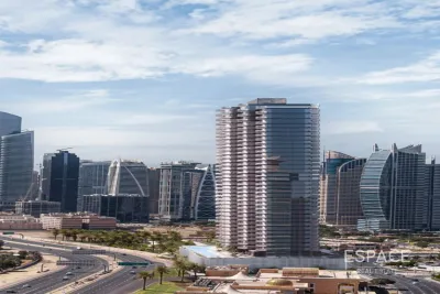 W Residences, Jumeirah Lake Towers, Dubai - Espace