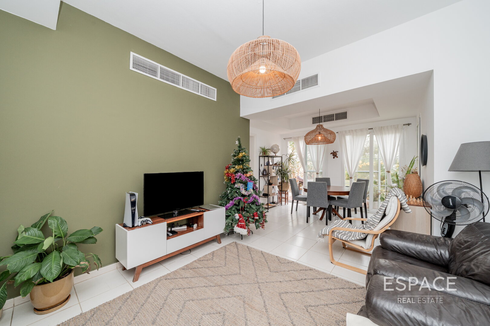 single static gallery