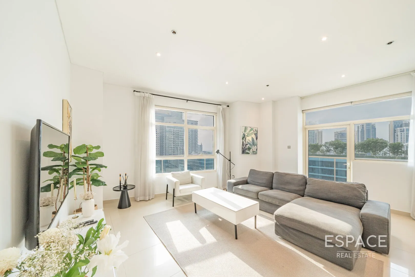 single static gallery