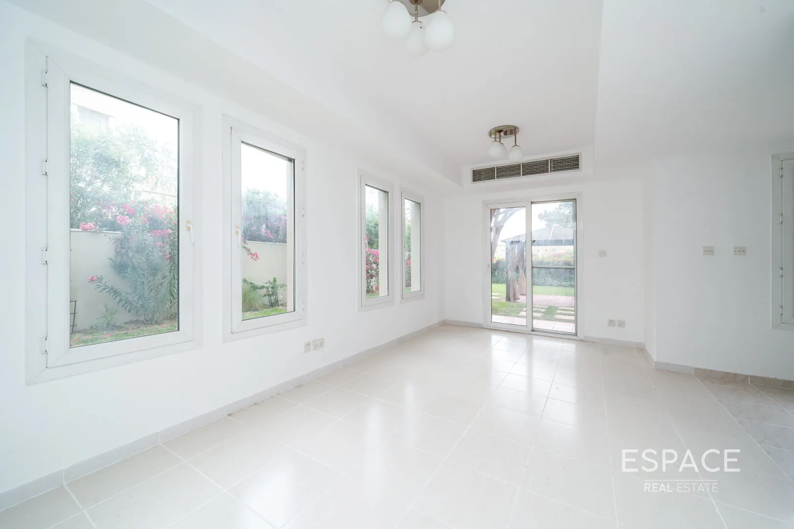 single static gallery