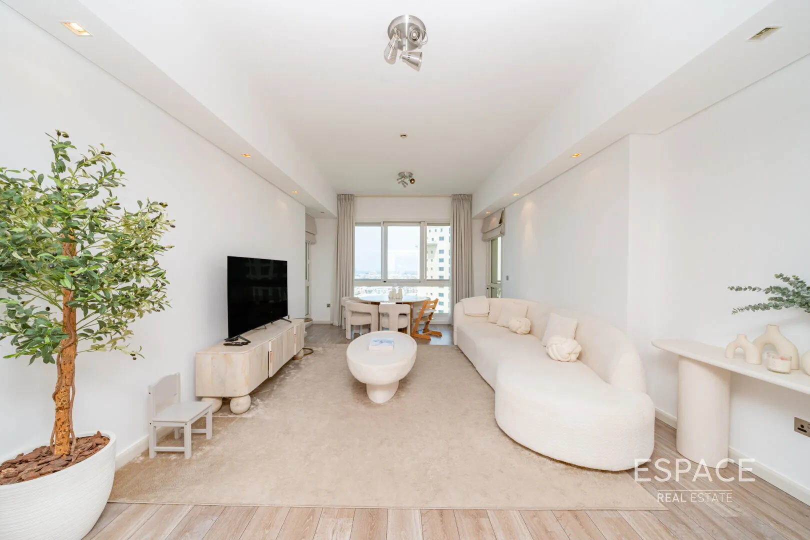 single static gallery