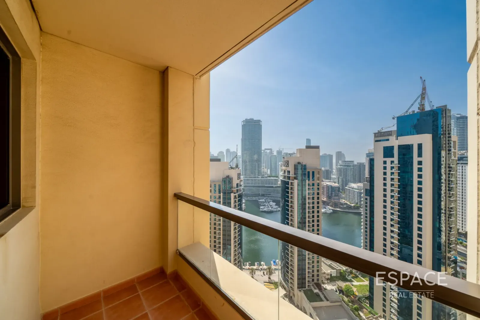 PropertiesGalleryCamera