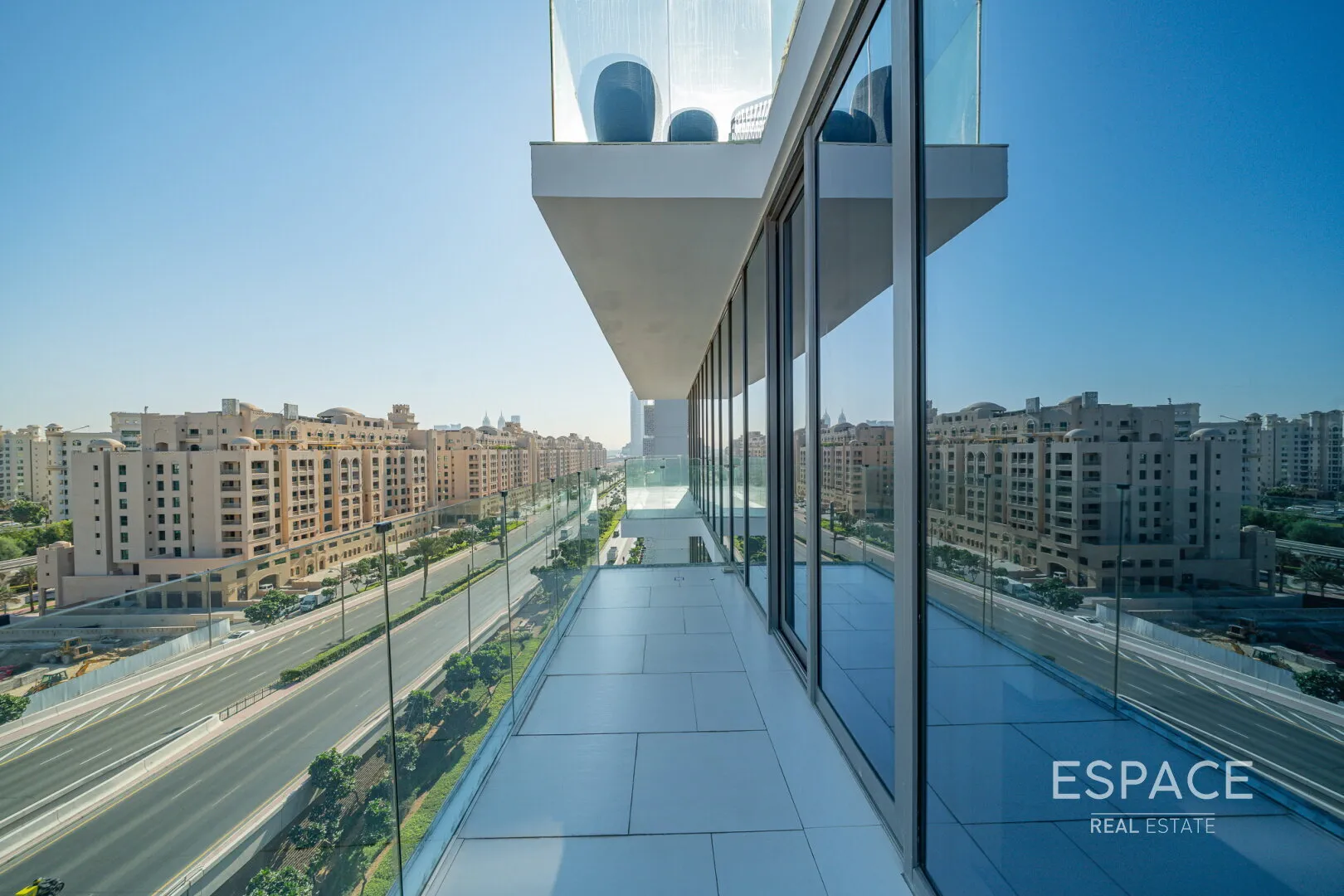 single static gallery