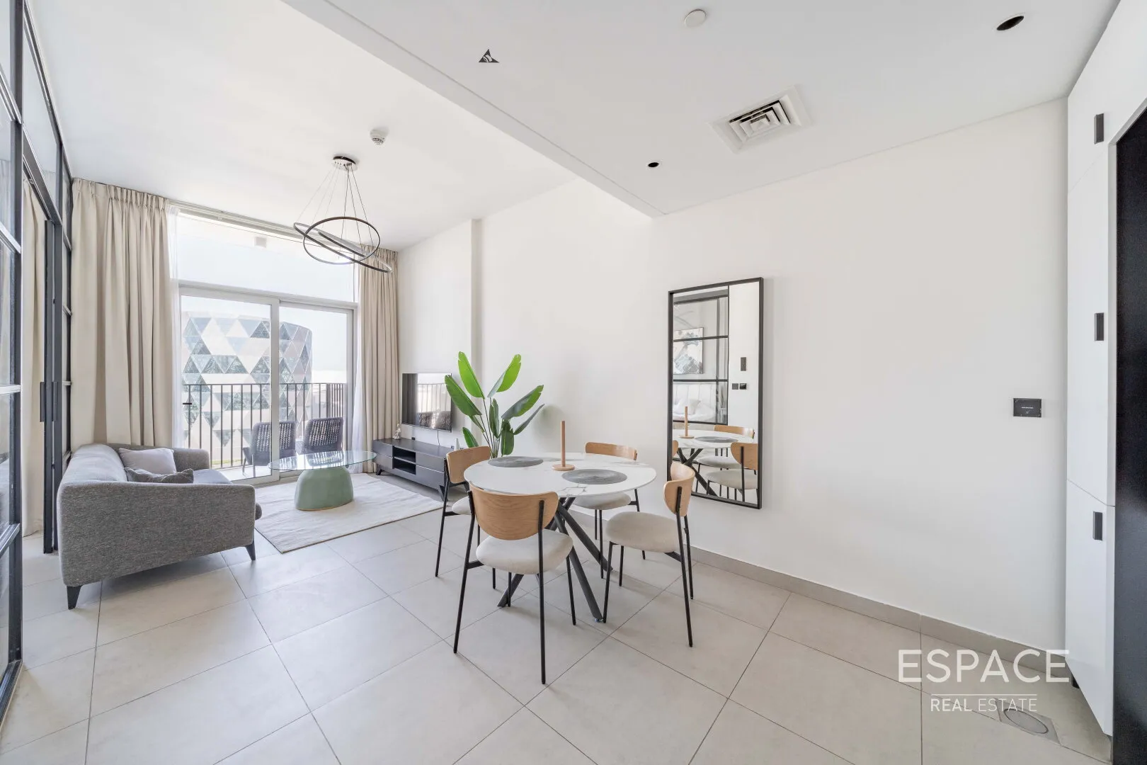 single static gallery