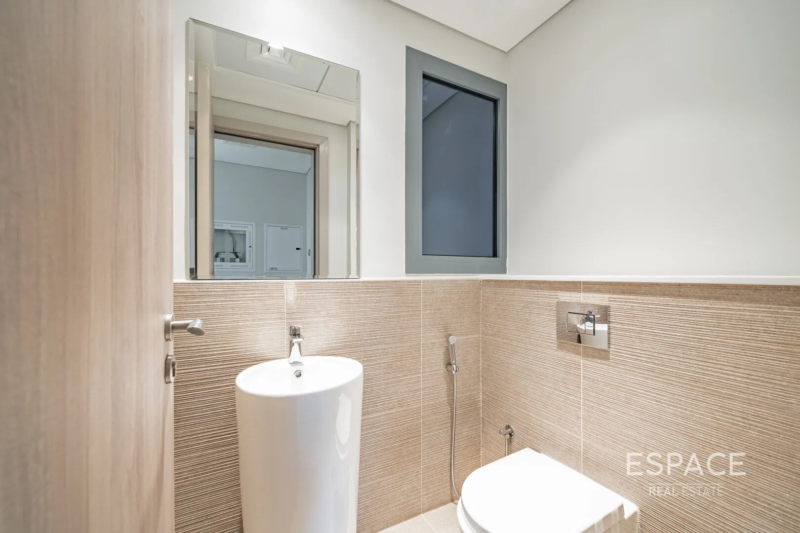 single static gallery