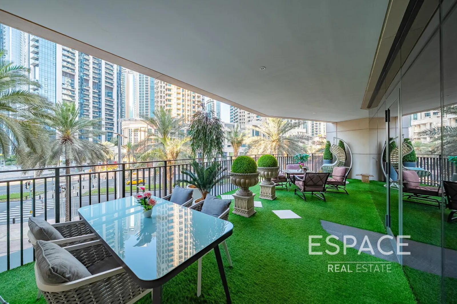 PropertiesGalleryCamera