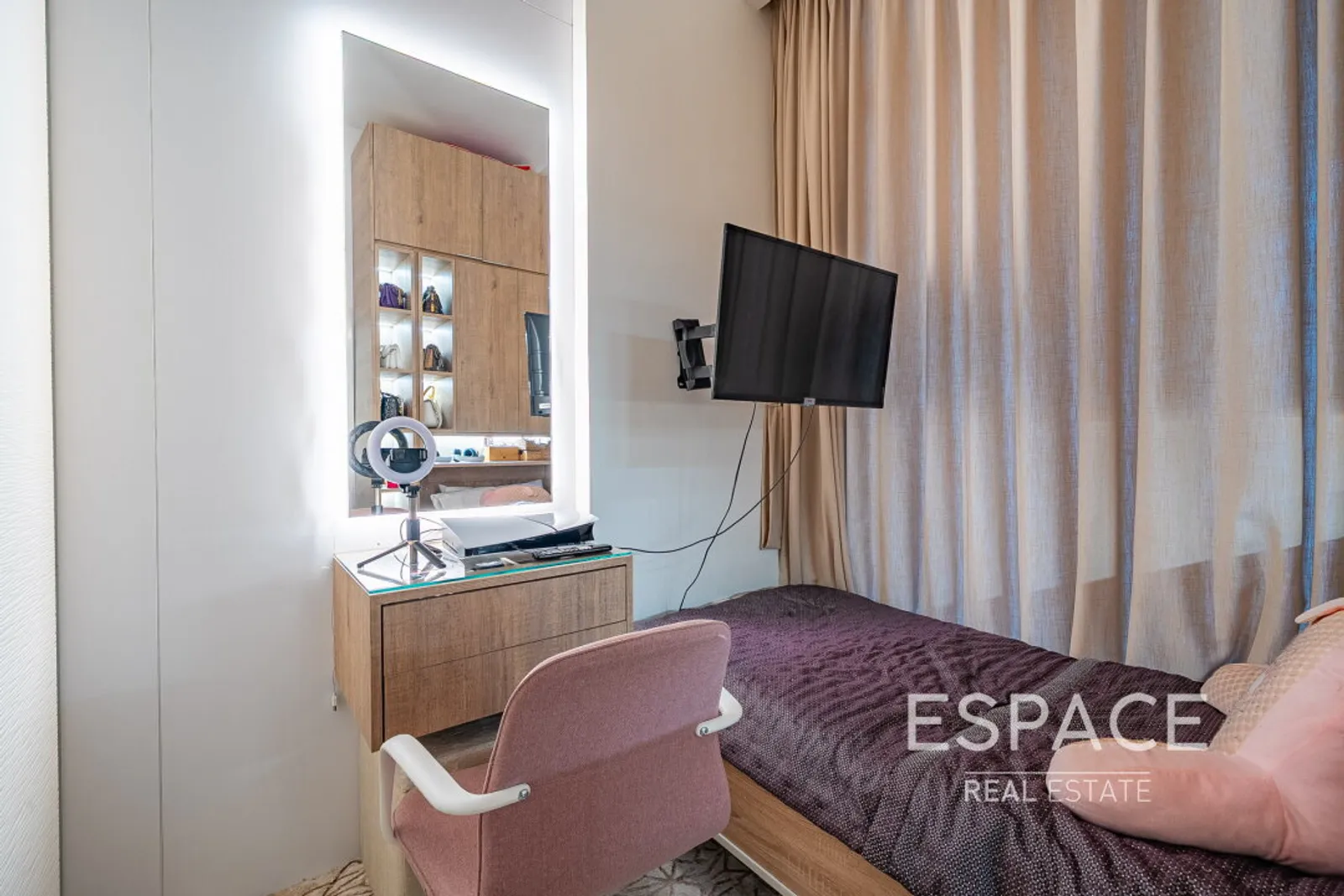 PropertiesGalleryCamera