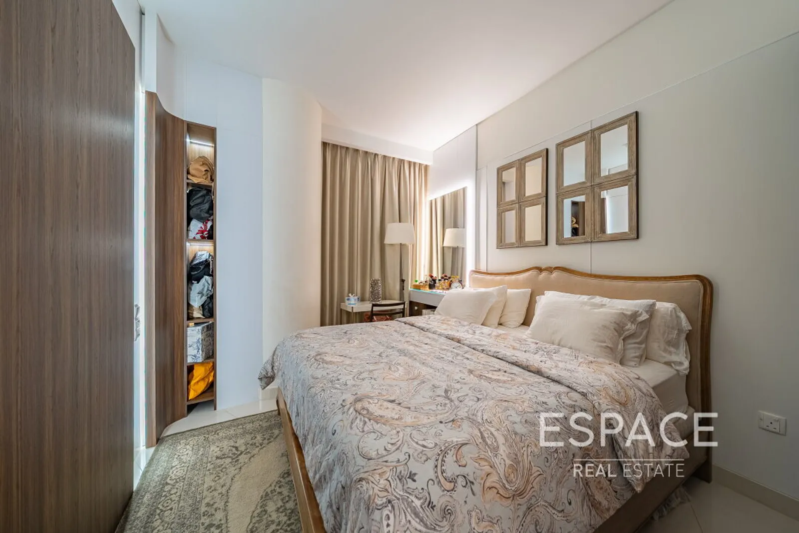 PropertiesGalleryCamera
