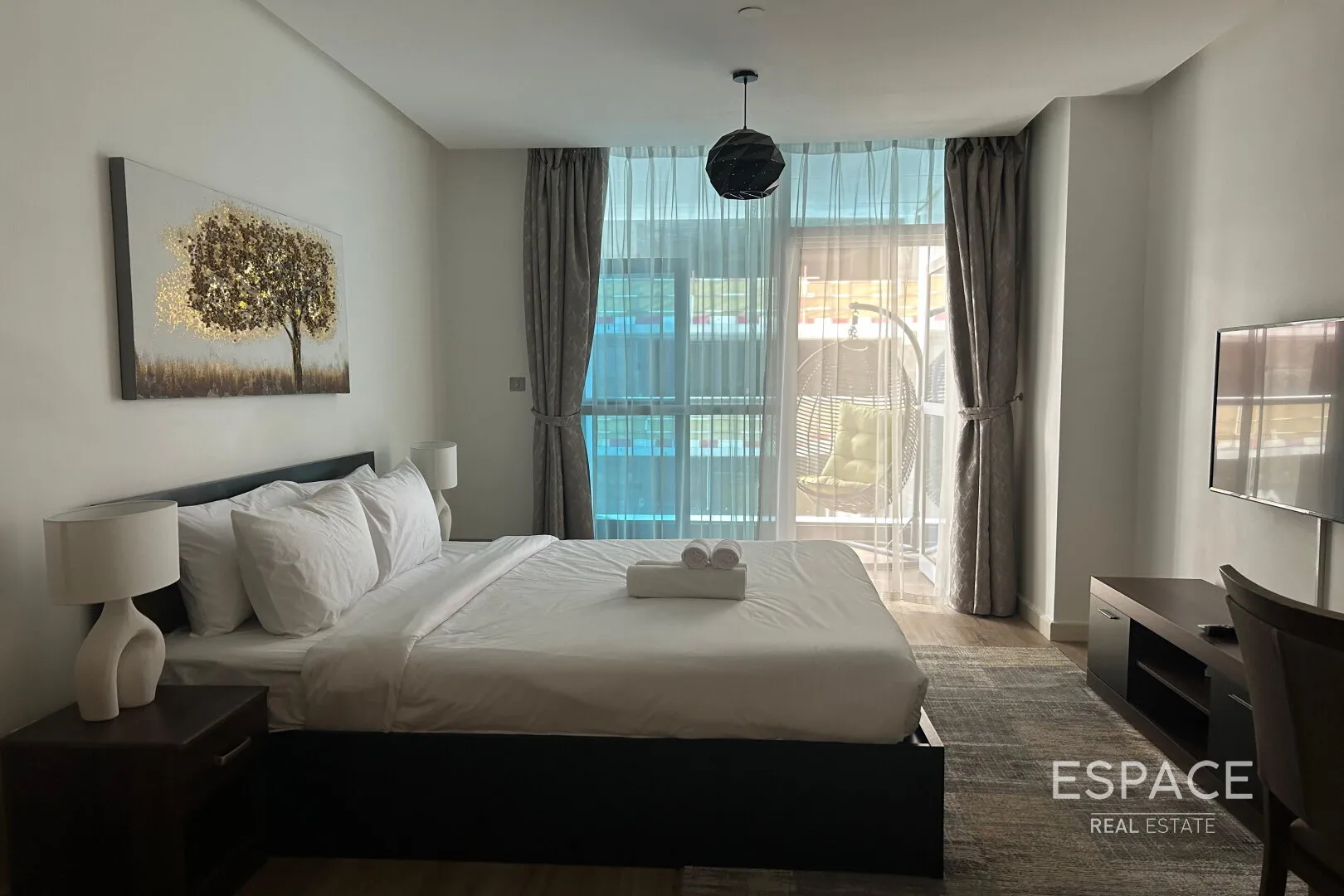 PropertiesGalleryCamera