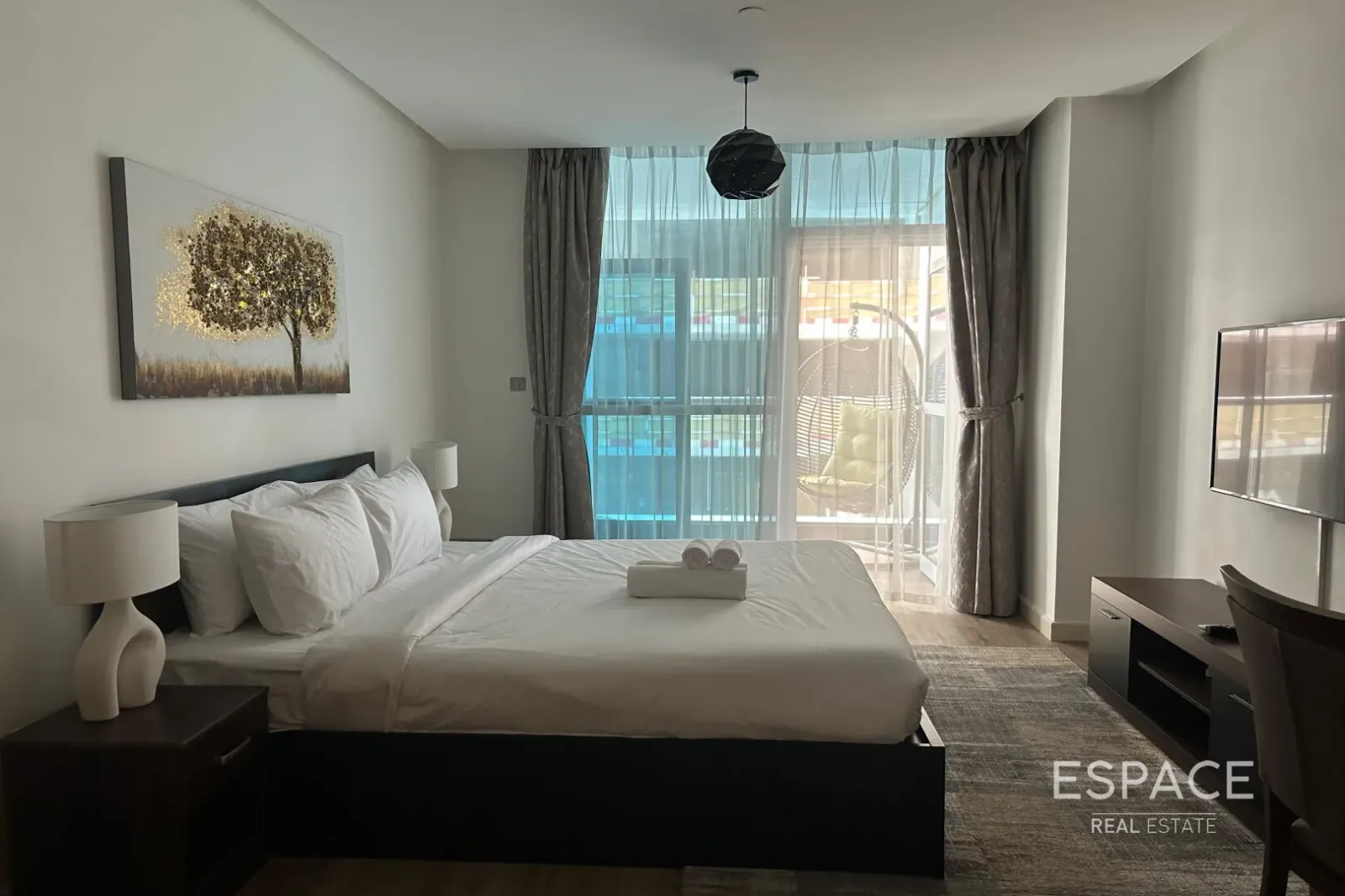 PropertiesGalleryCamera