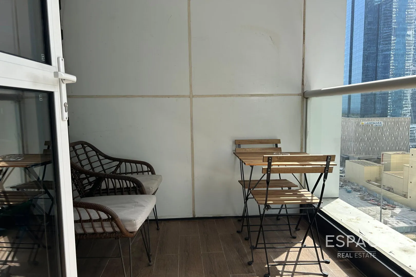 PropertiesGalleryCamera