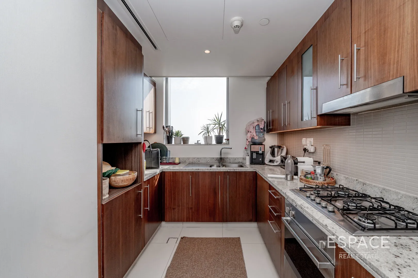 single static gallery