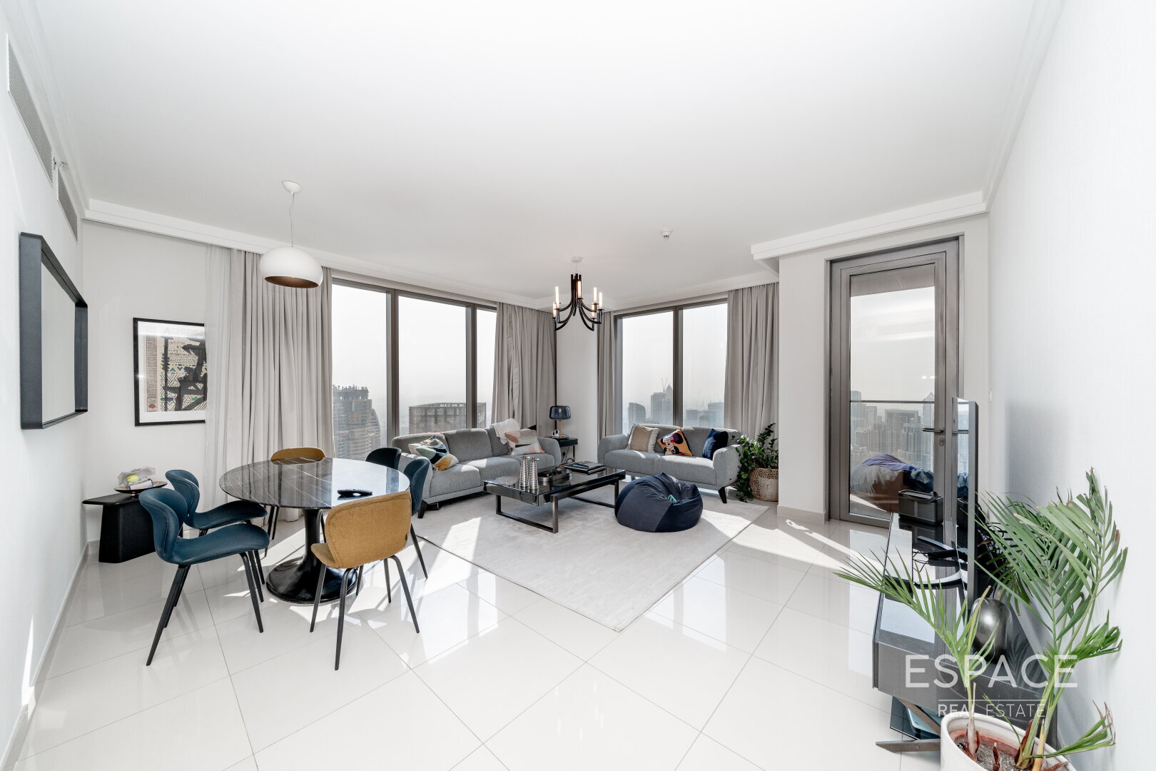 single static gallery