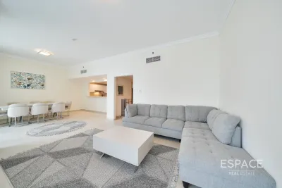 Al Bateen Residence, Jumeirah Beach Residence, Dubai - Espace