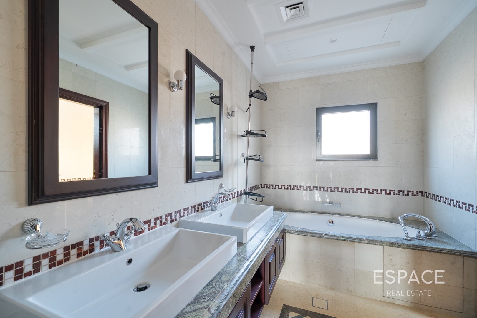 single static gallery