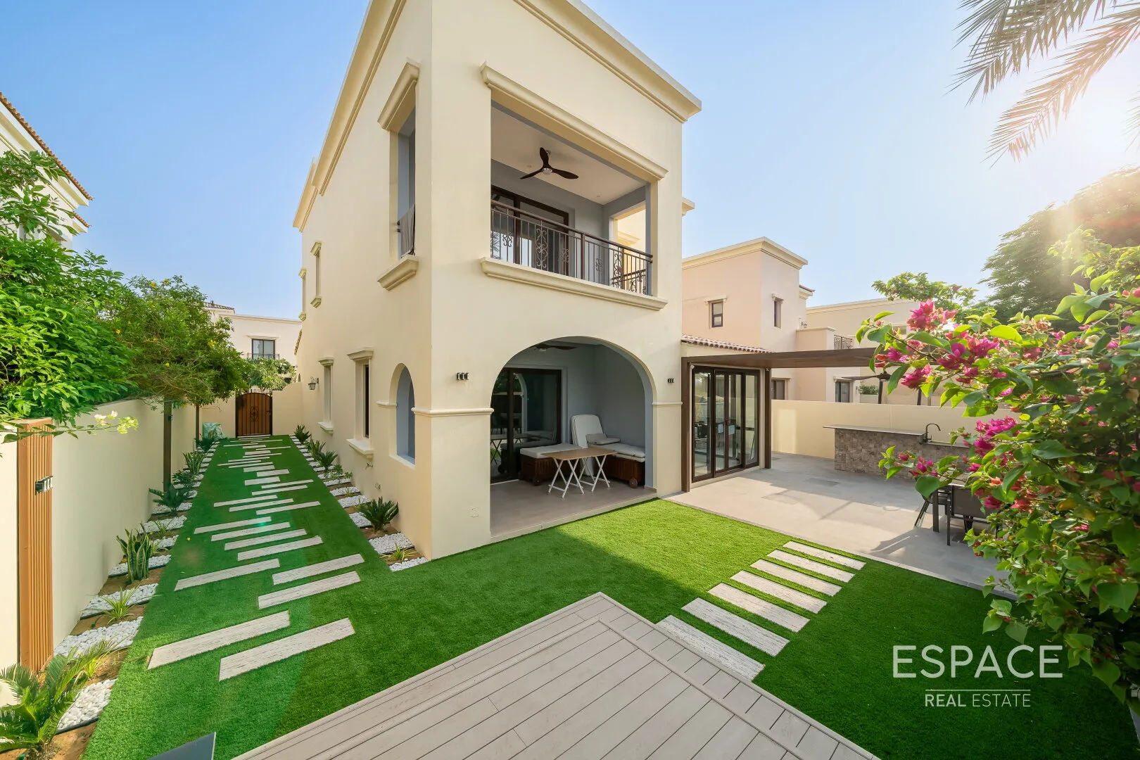 single static gallery