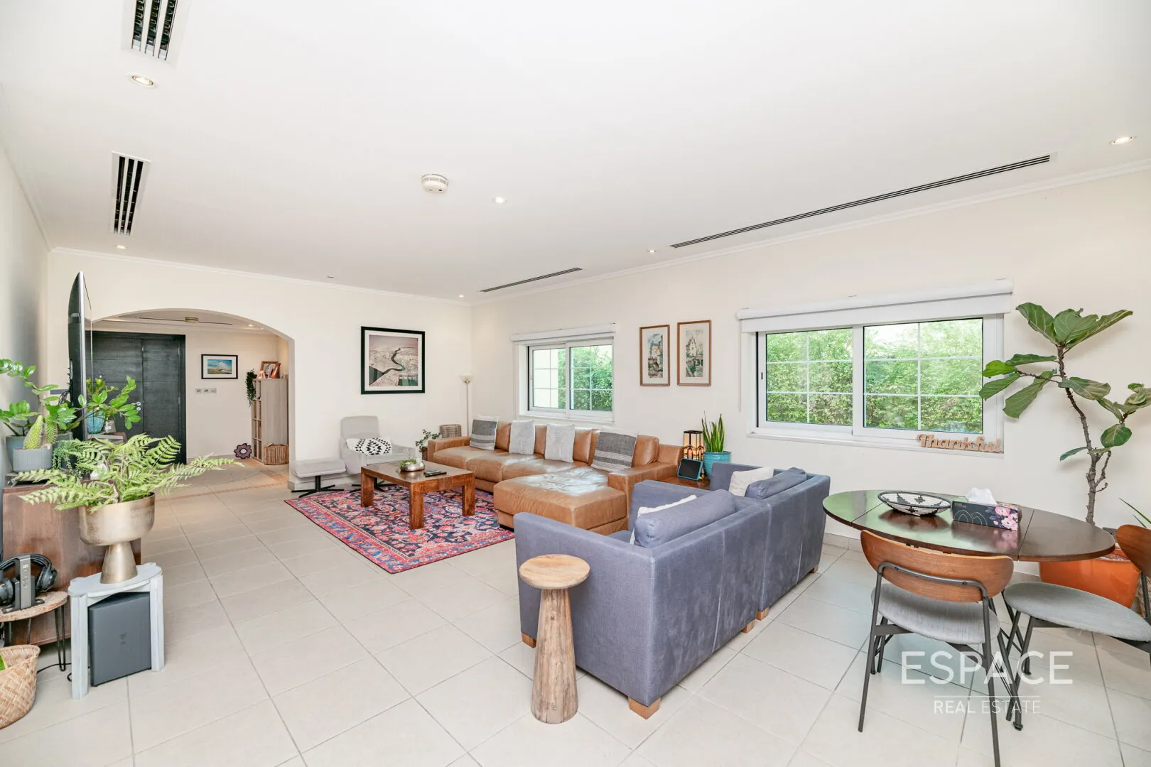 single static gallery