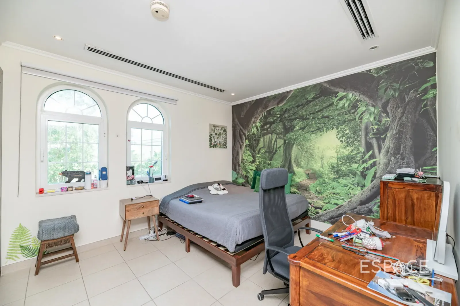 PropertiesGalleryCamera