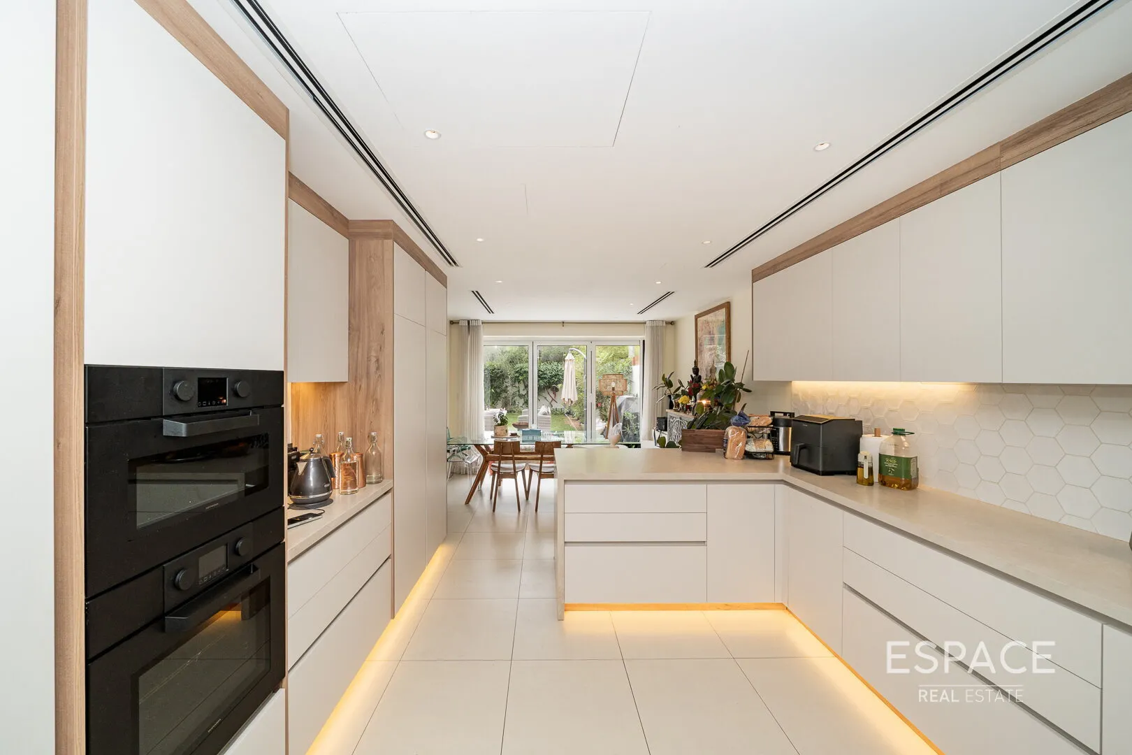 single static gallery