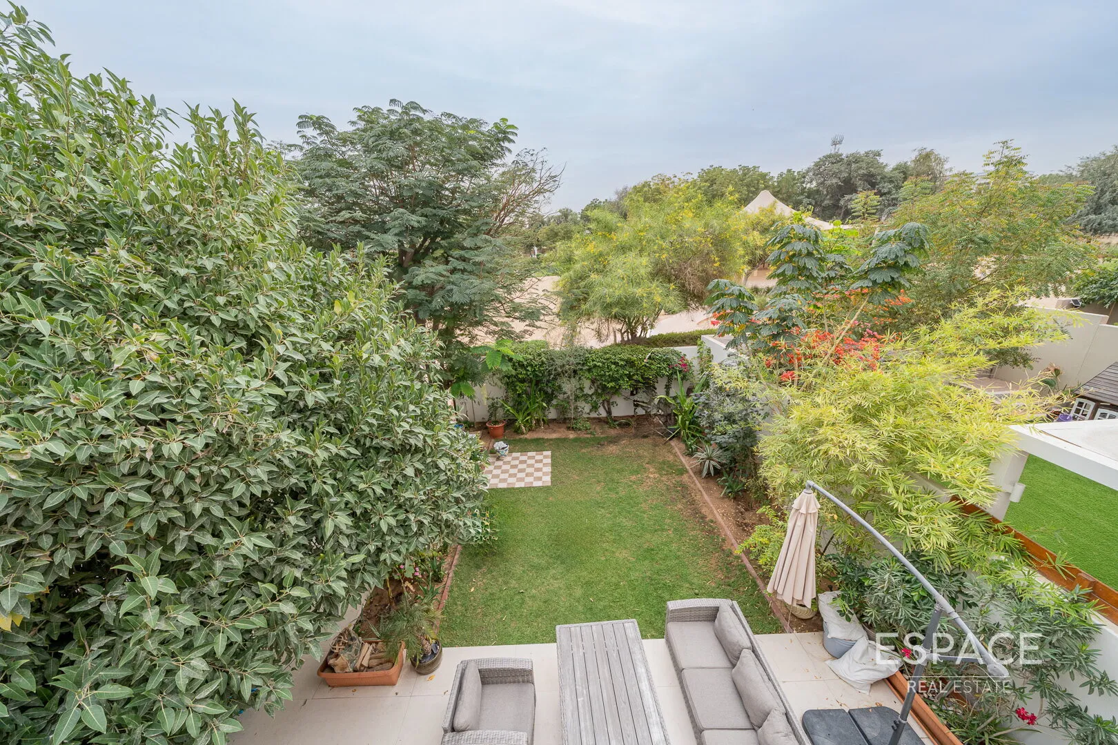 PropertiesGalleryCamera