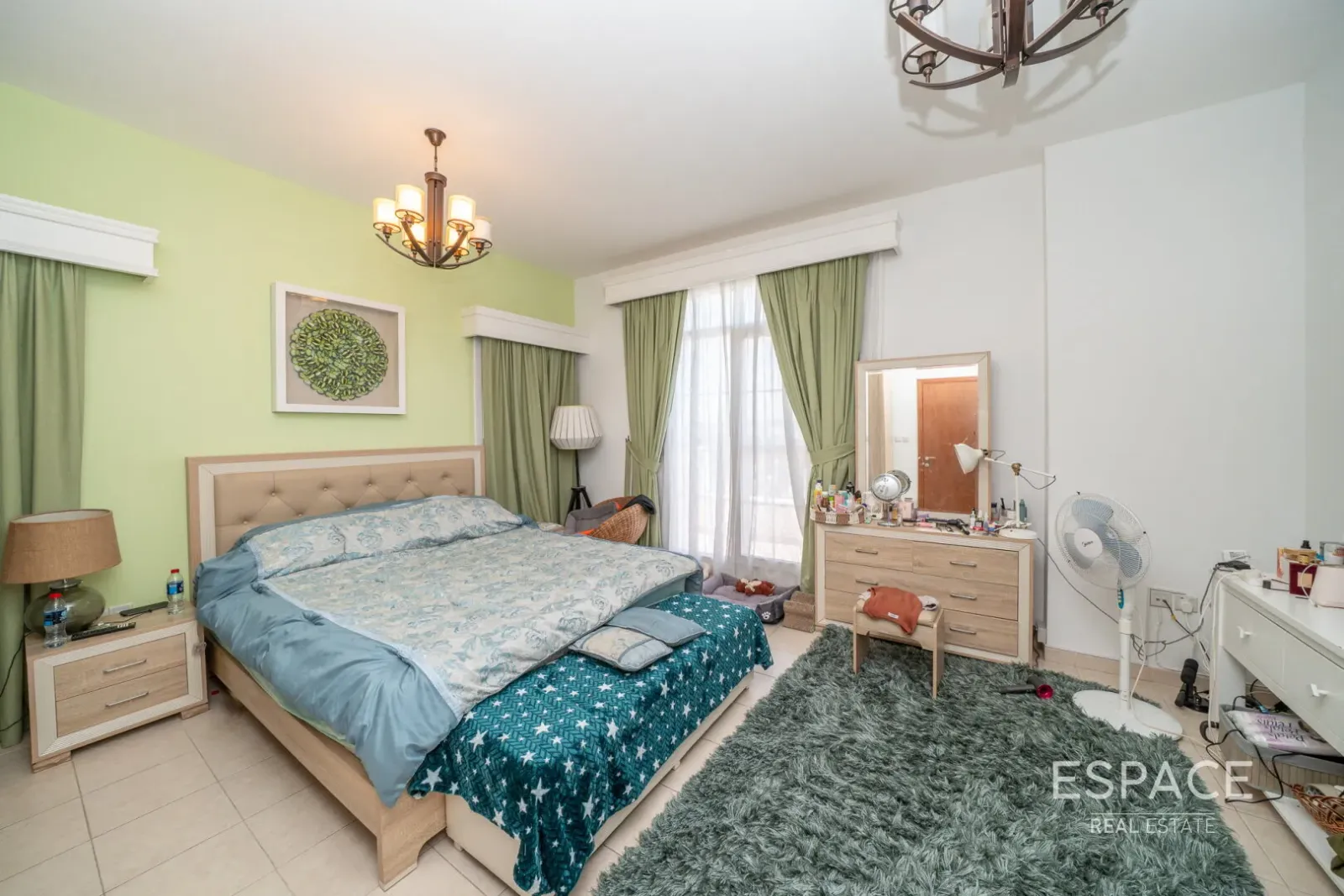 PropertiesGalleryCamera