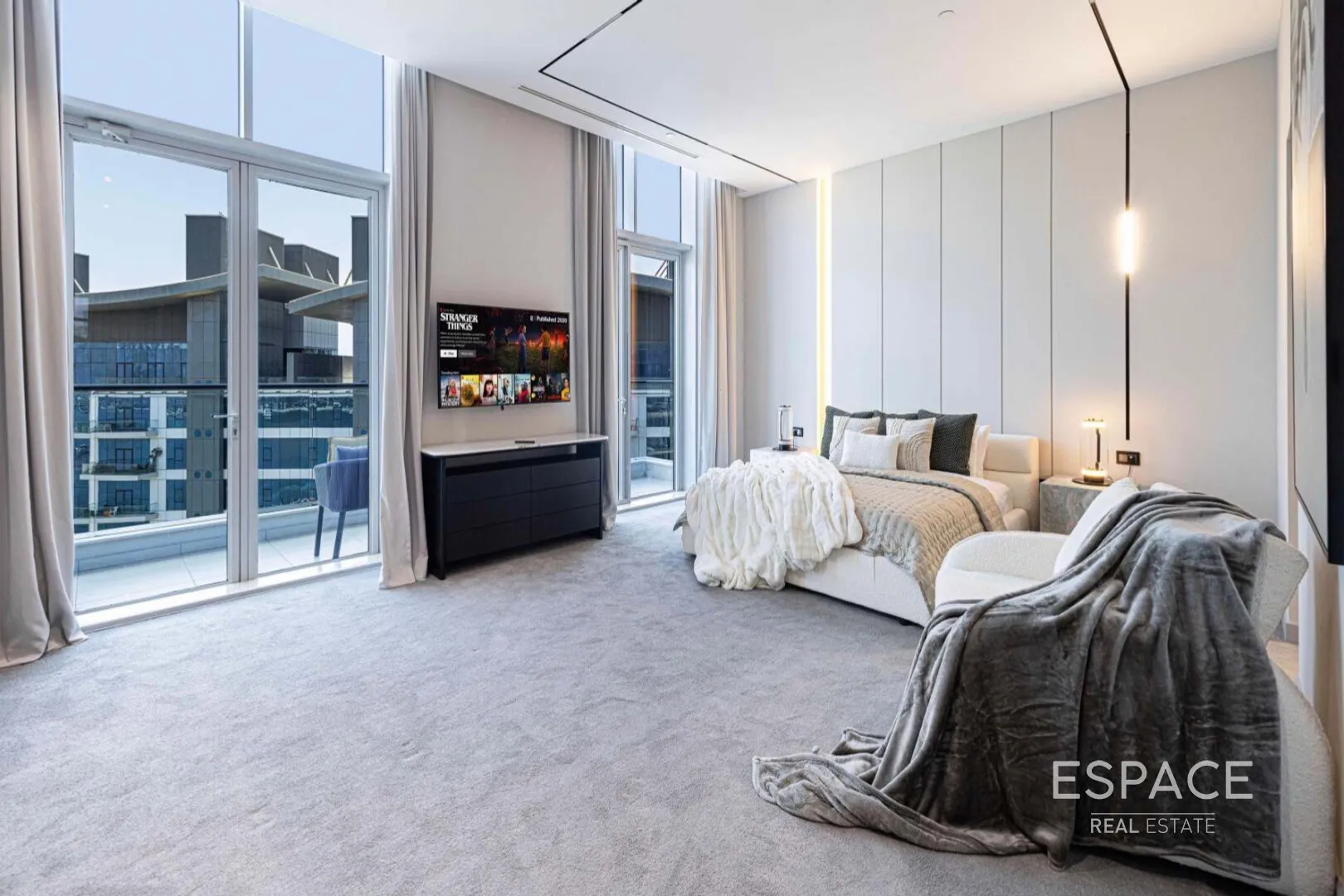 PropertiesGalleryCamera