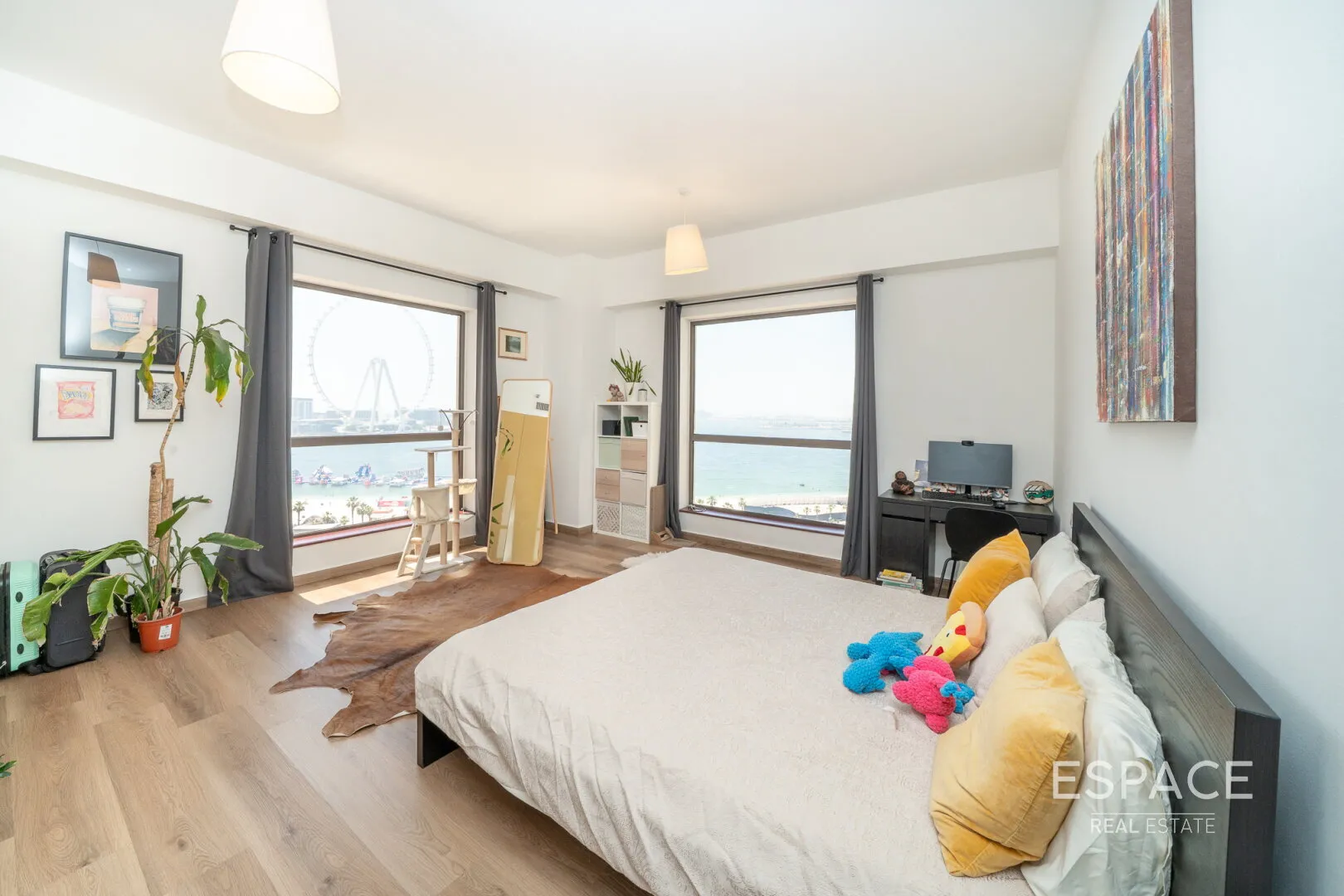 PropertiesGalleryCamera