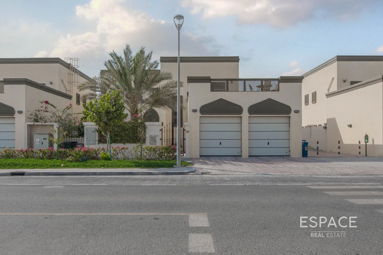 PropertiesGalleryCamera