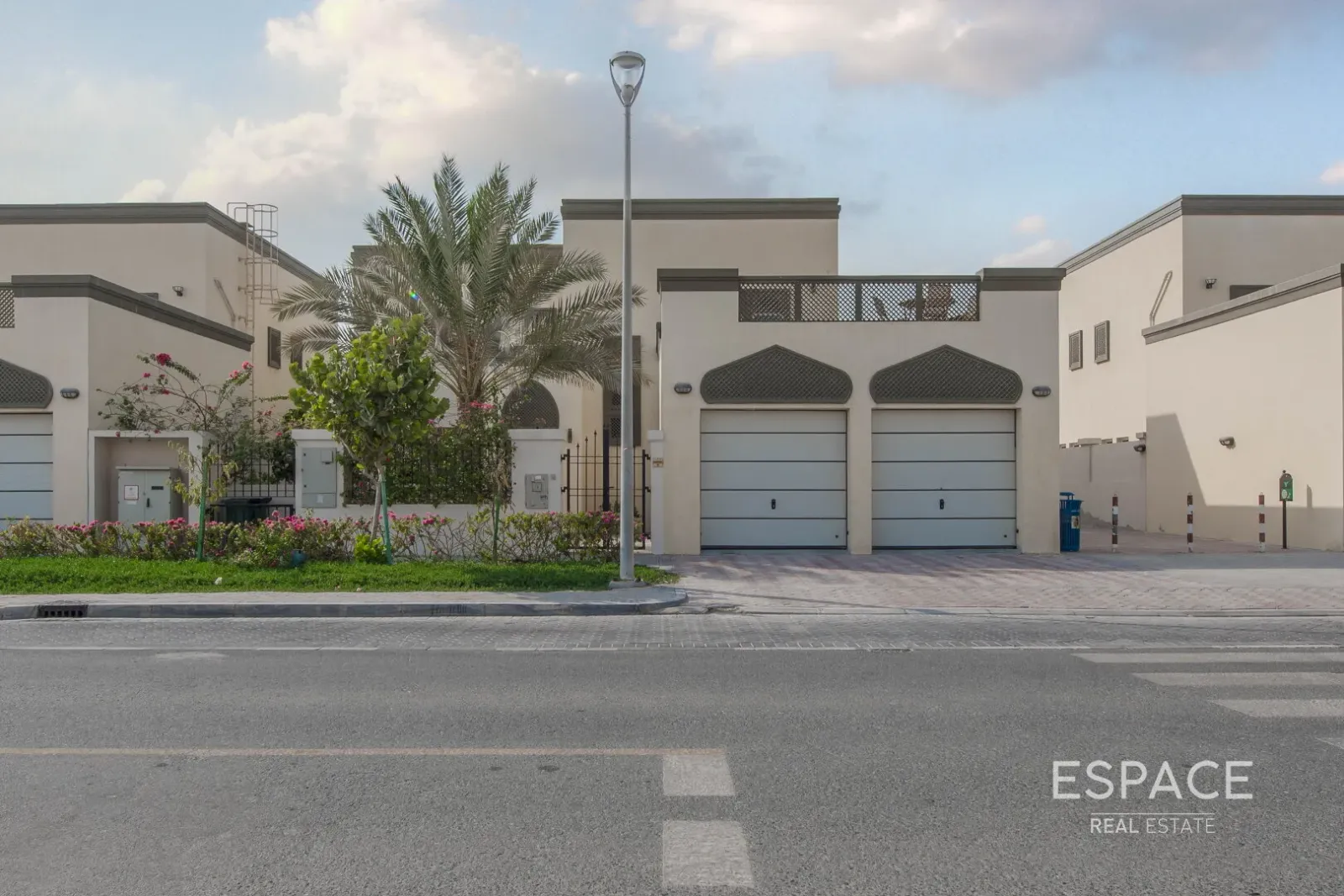 PropertiesGalleryCamera