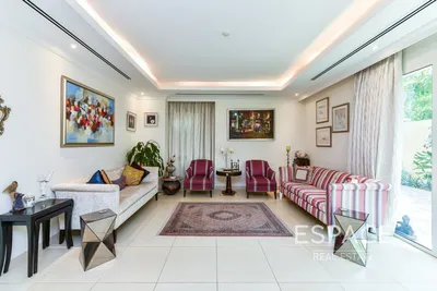 Villa Lantana 1, Al Barsha South, Dubai - Espace