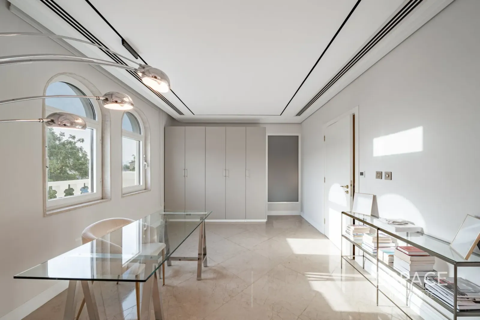 PropertiesGalleryCamera