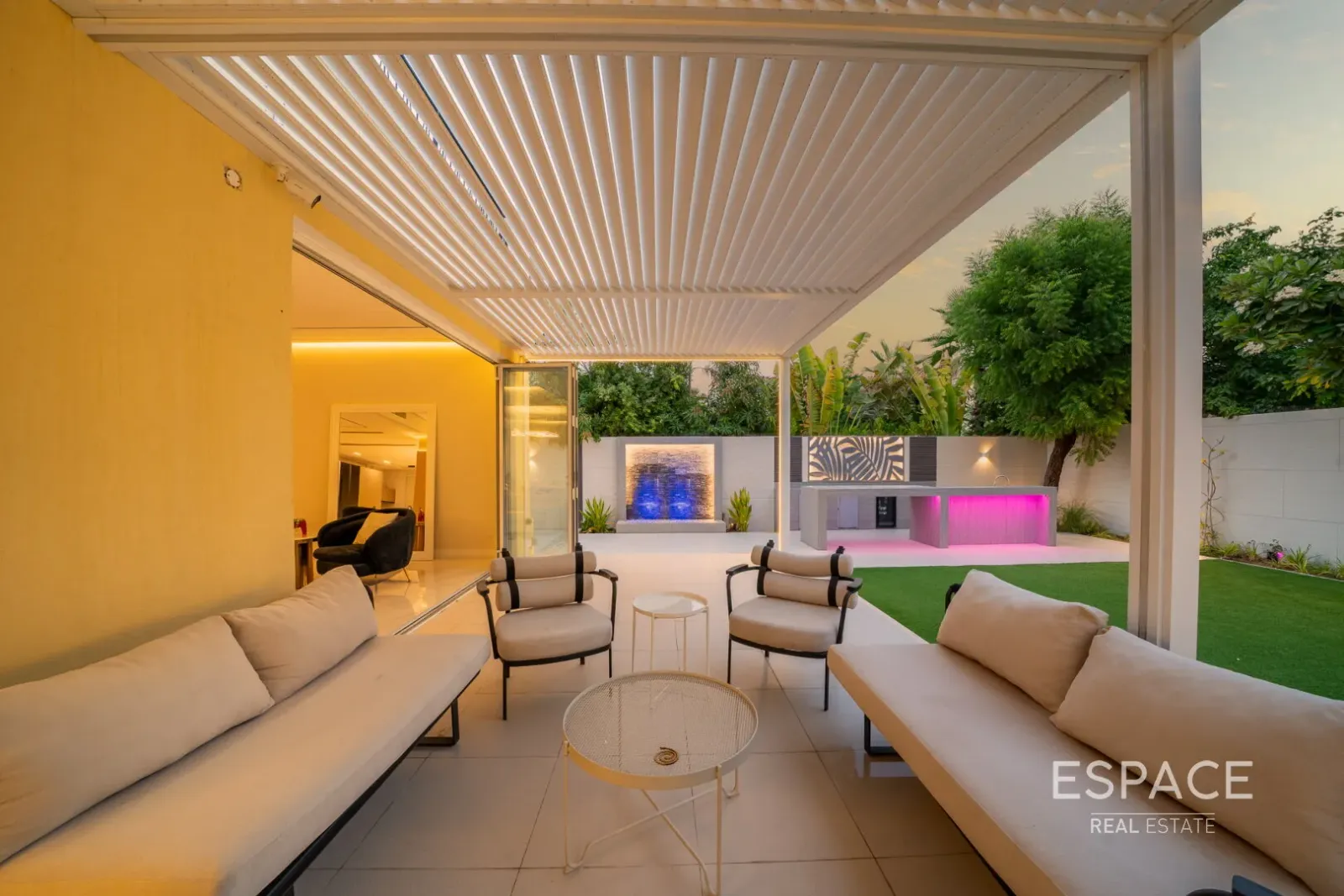 PropertiesGalleryCamera