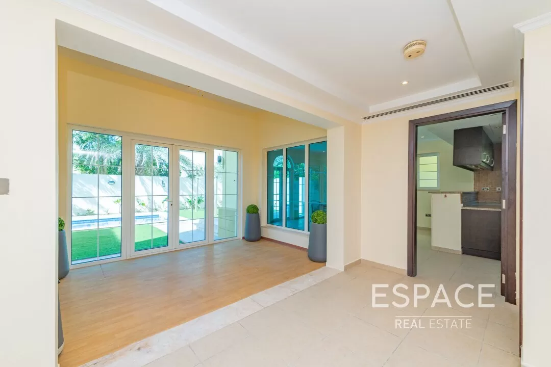 single static gallery