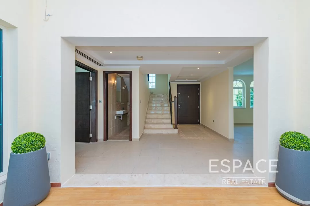 single static gallery