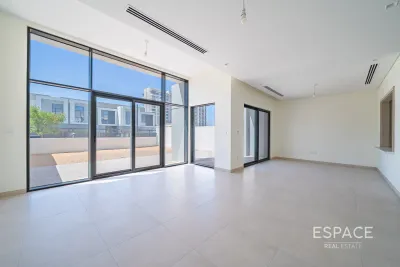 Murooj Al Furjan - West Phase 1, Al Furjan, Dubai - Espace