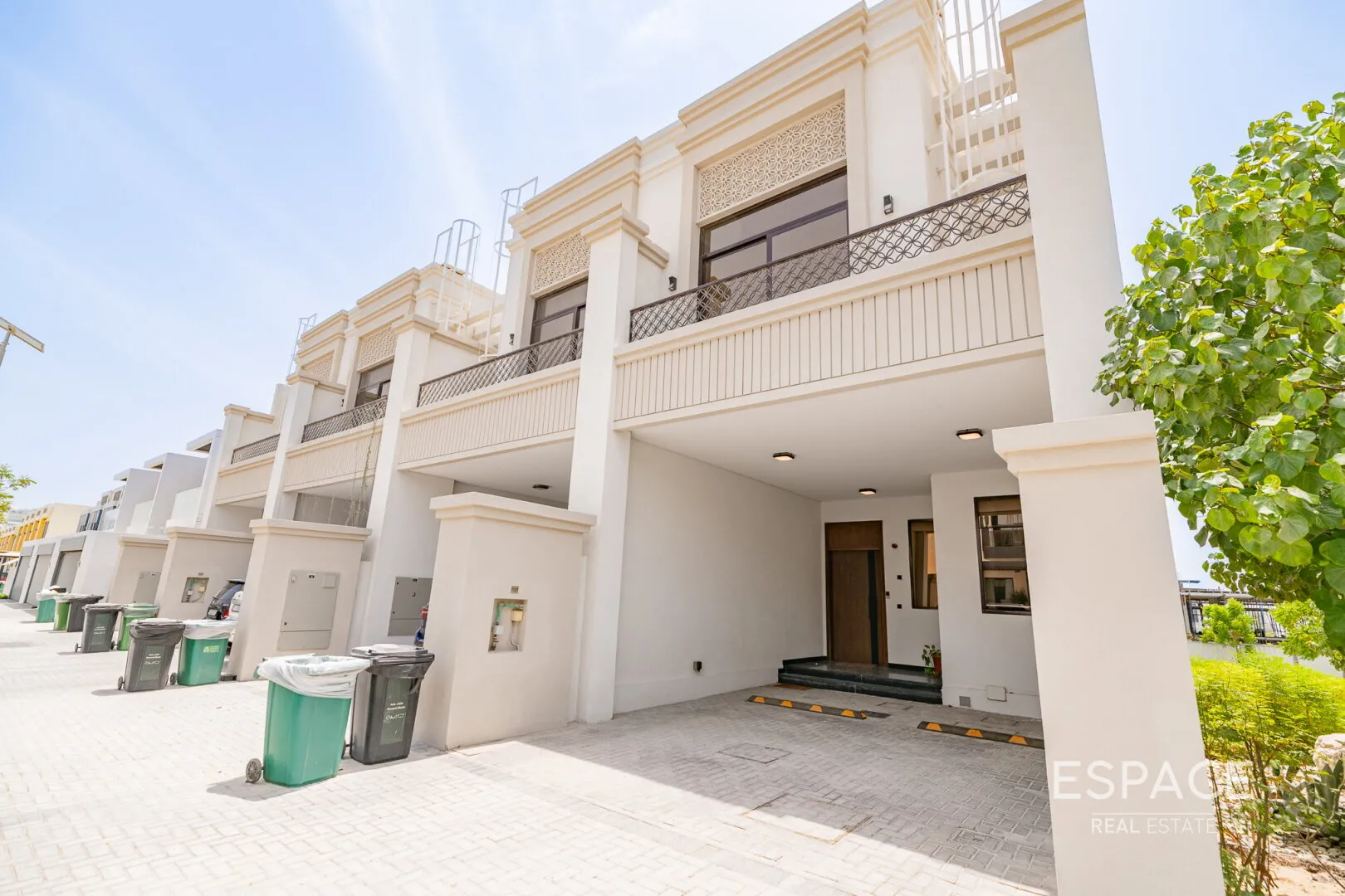 PropertiesGalleryCamera