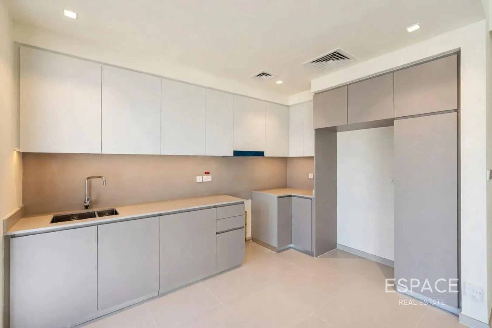 single static gallery