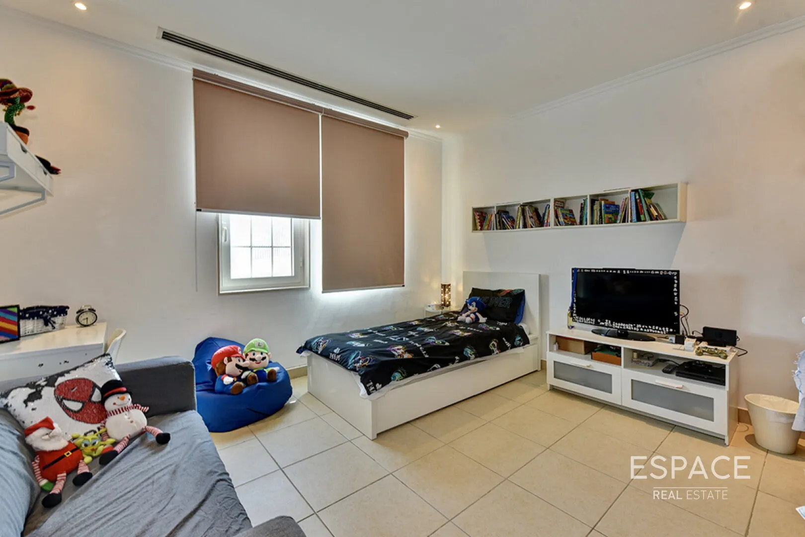 PropertiesGalleryCamera