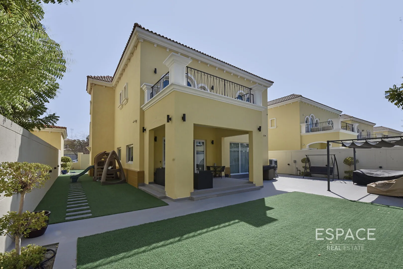 PropertiesGalleryCamera
